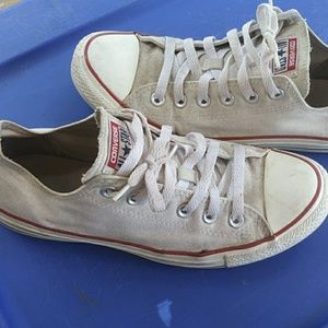 White converse